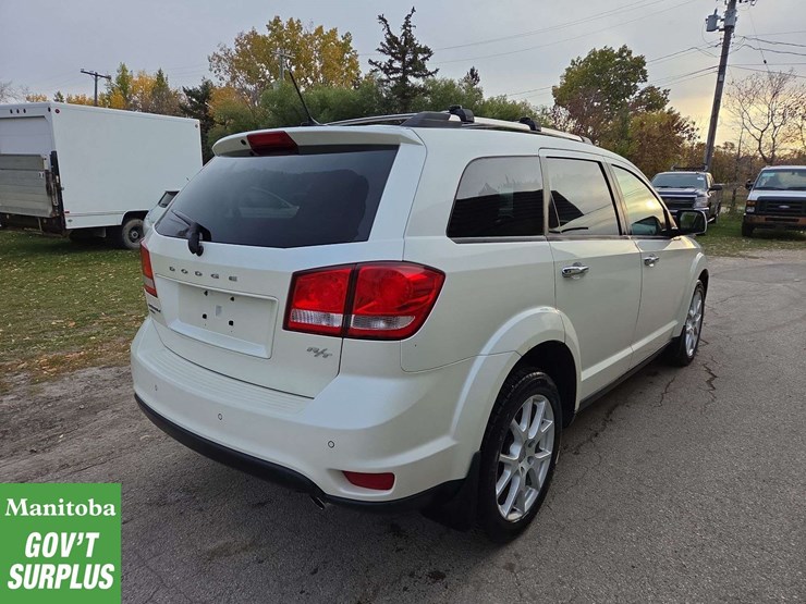 2012-dodge-journey-r/t-image-3