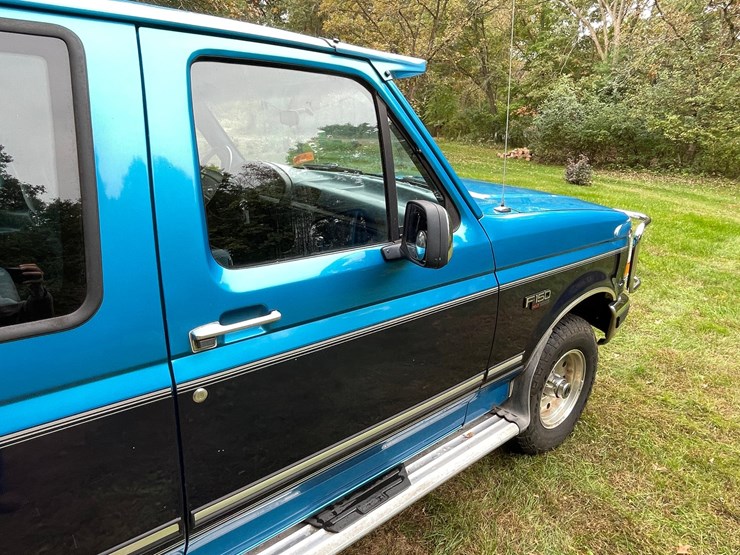 1995-ford-f150-xlt-image-42