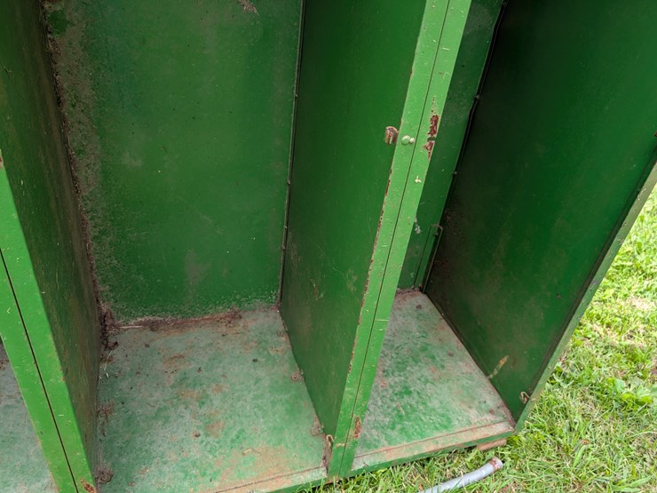 #4064-•-metal-storage-locker-image-4