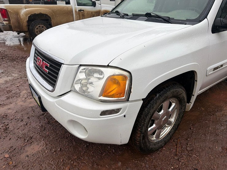 2005-gmc-envoy-image-13