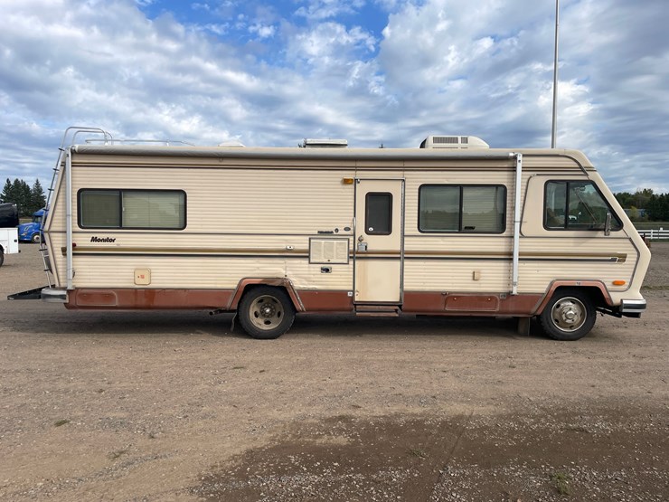 #123-•-1986-monitor-gl-holiday-rambler-rv-(has-mn-title)-(princeton,-mn)-image-5