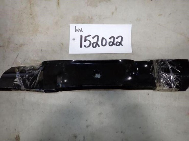qty-of-3-17"-lawn-mower-blades-image-2