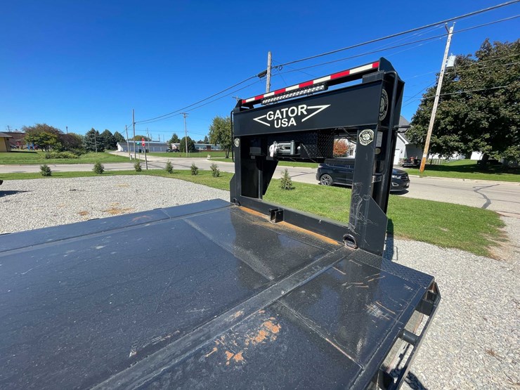 #640-•-2023-gator-gooseneck-trailer-(has-wi-prior-salvage-title)-(seymour,-wi)-image-24