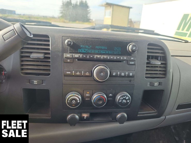 2013-gmc-sierra-1500-image-17