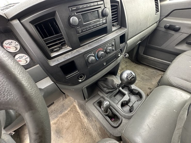 2008-dodge-ram-4500-image-24