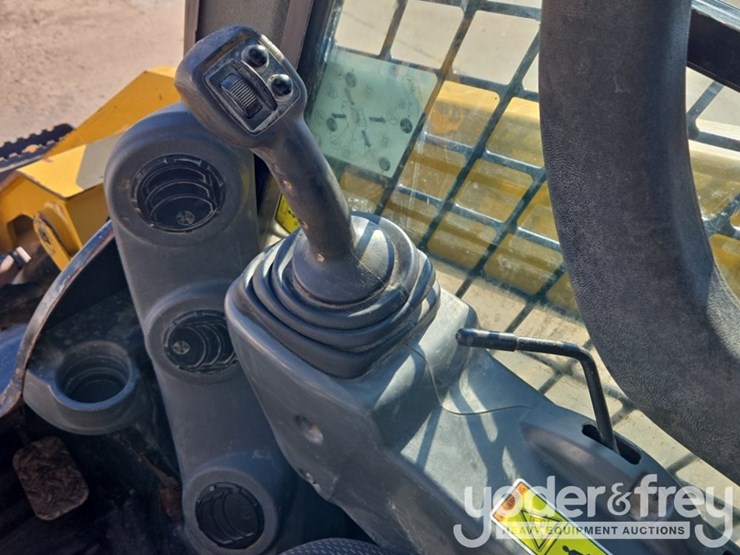 2018-caterpillar-299d2-image-59