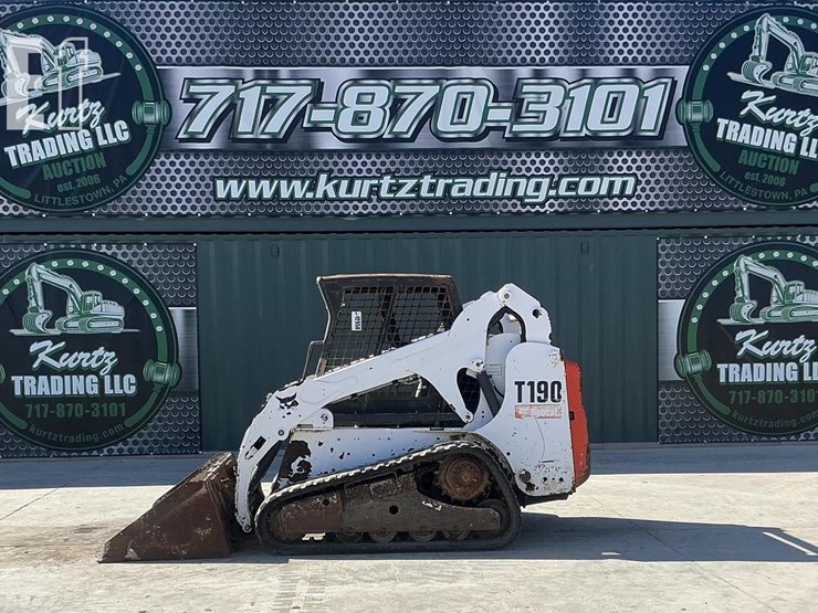 2011-bobcat-t190-image-1