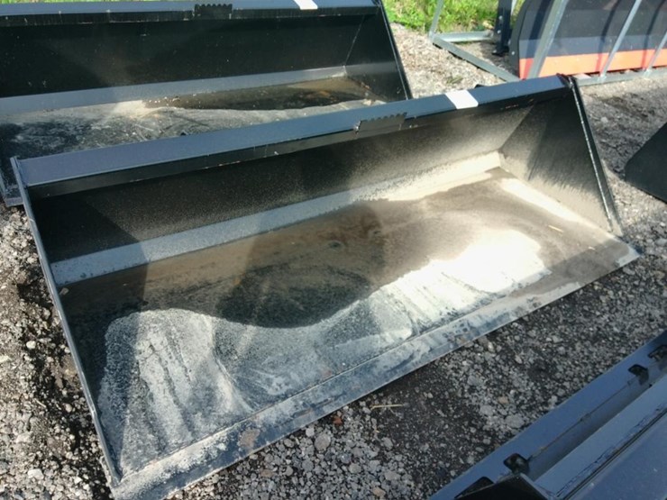 swict-78"-quick-attach-bucket-image-1