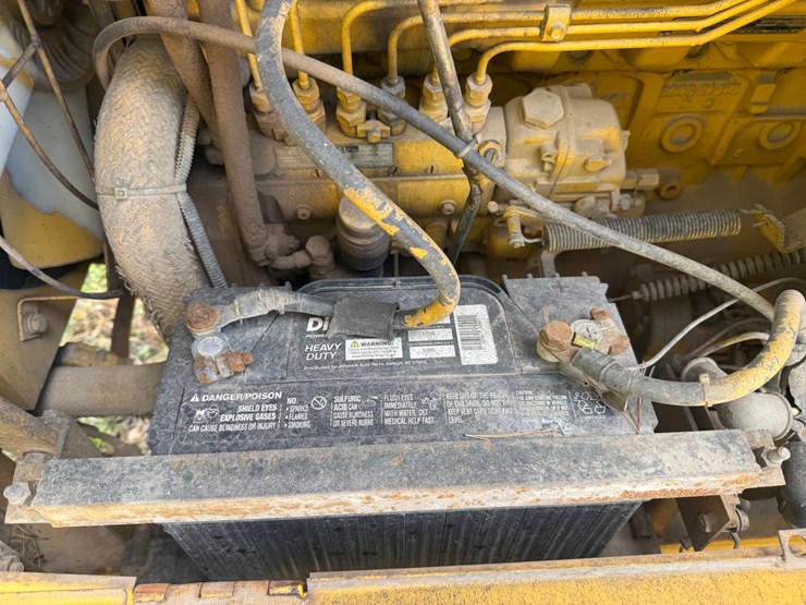 #3534-•-komatsu-gd305a-motor-grader-image-66