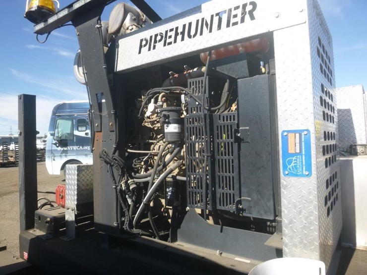 2017-ford-f550-image-15