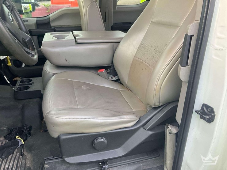 2019-ford-f550-image-12