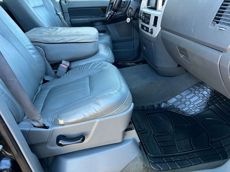 2008-dodge-ram-1500-image-28