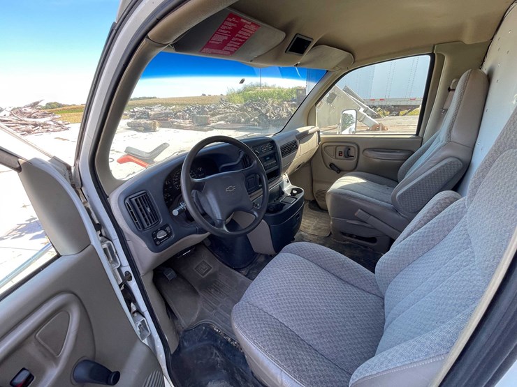 1999-chevrolet-3500-image-37