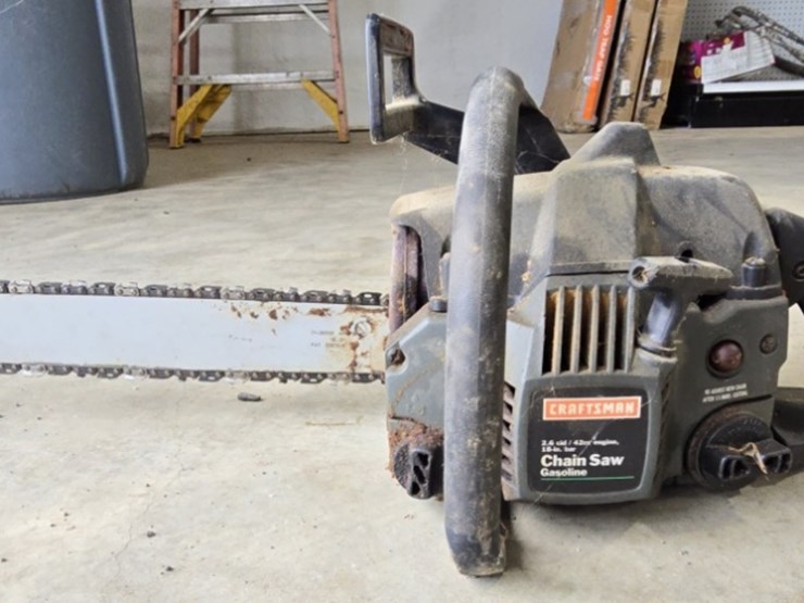 2-chain-saws-image-3