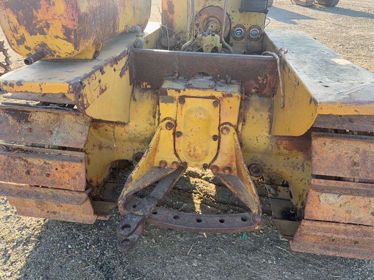 caterpillar-d2-image-11