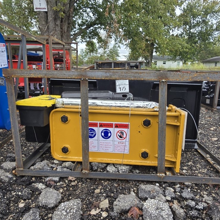 AGT SSHH680 Hydraulic Hammer
