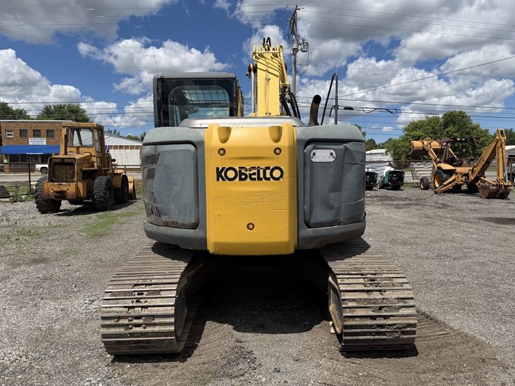 kobelco-140sr-excavator-image-6