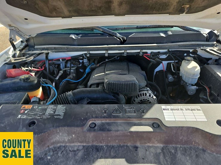 2011-chevrolet-silverado-2500hd-image-25