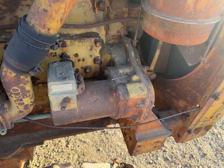 caterpillar-thirty-image-23
