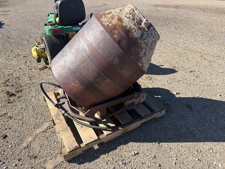 cement-mixer-image-4