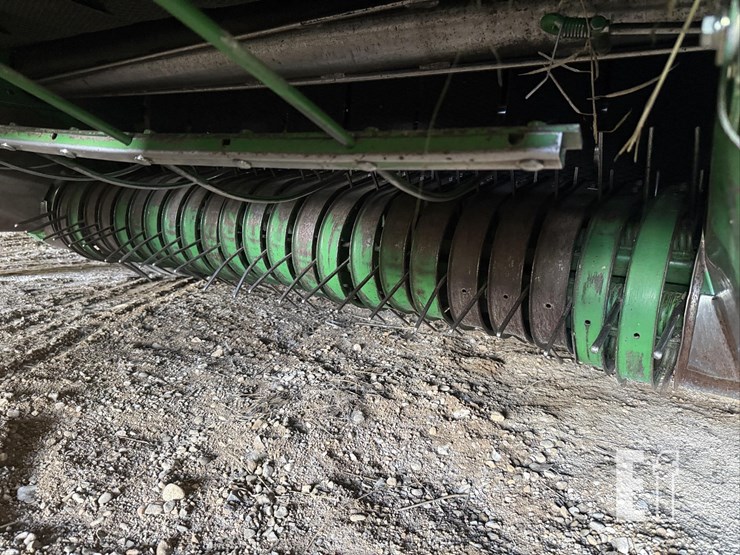 john-deere-567-image-16