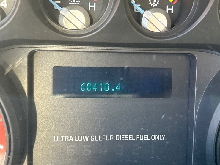 2011-ford-f350-image-68