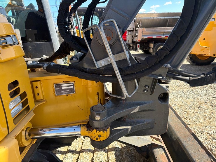 deere-85g-image-27