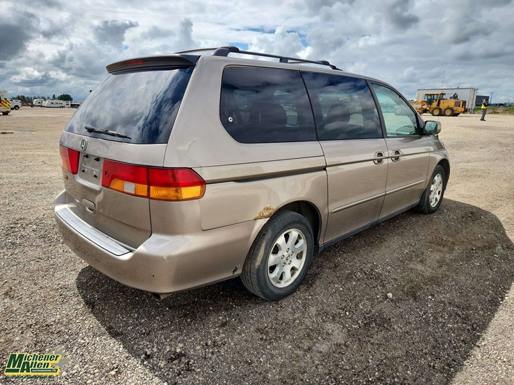 2004-honda-odyssey-image-4