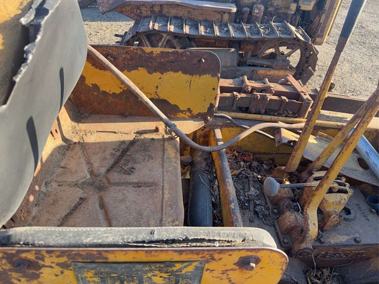 caterpillar-d2-image-32
