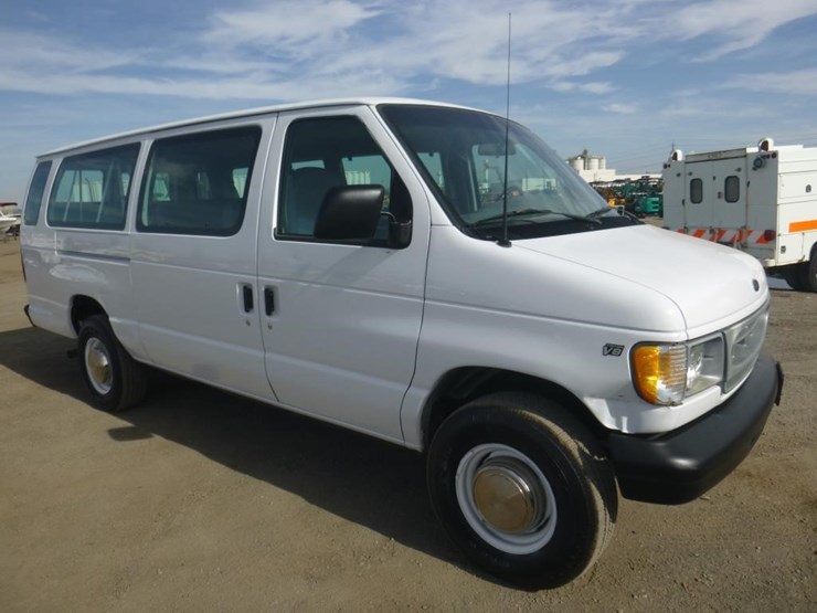 2000-ford-econoline-350-image-2