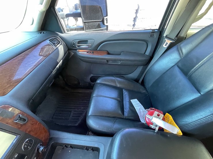 2008-gmc-2500hd-image-47