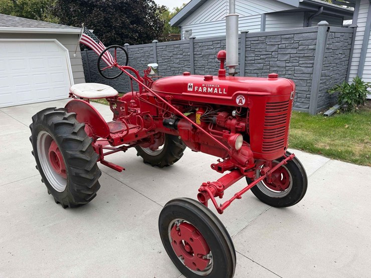 1948-ih-mccormick-farmall-super-a-tractor-image-7