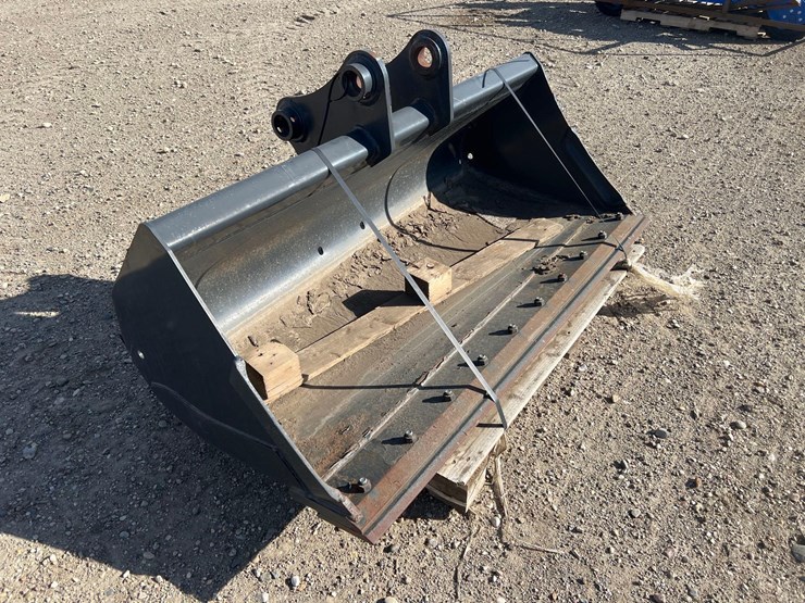 bobcat-excavator-bucket-image-3
