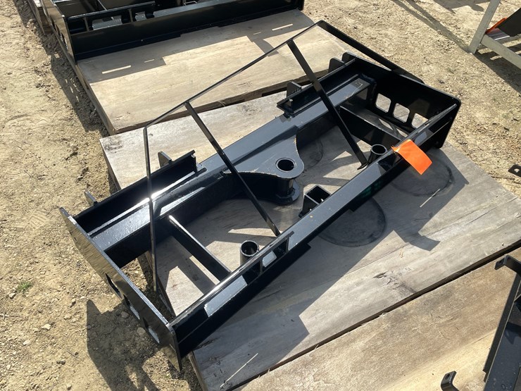 #2032-•-wolverine-skid-steer-pallet-fork-frame-attachment-image-1