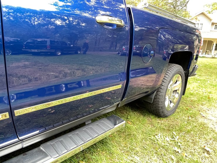 2014-chevrolet-1500-image-21