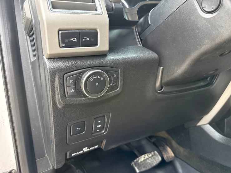 2017-ford-f350-image-53