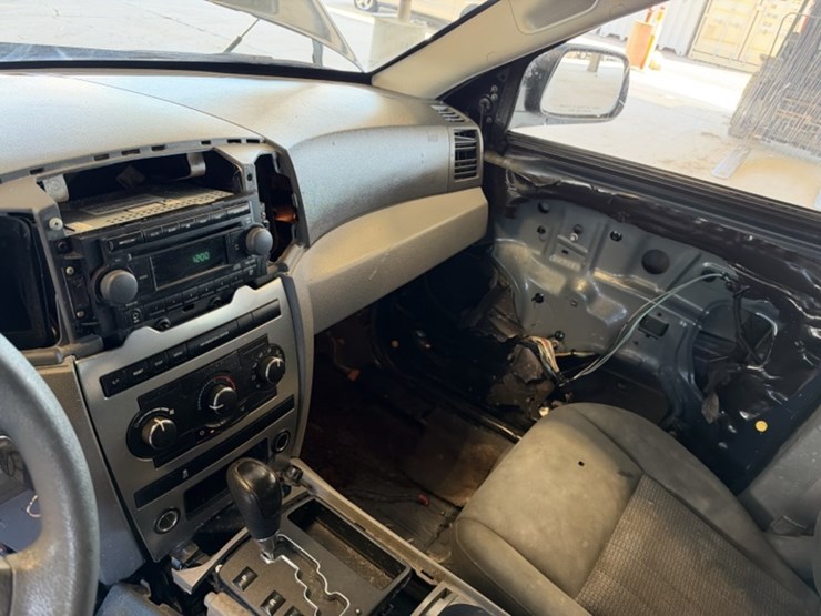2007-jeep-grand-cherokee-image-21