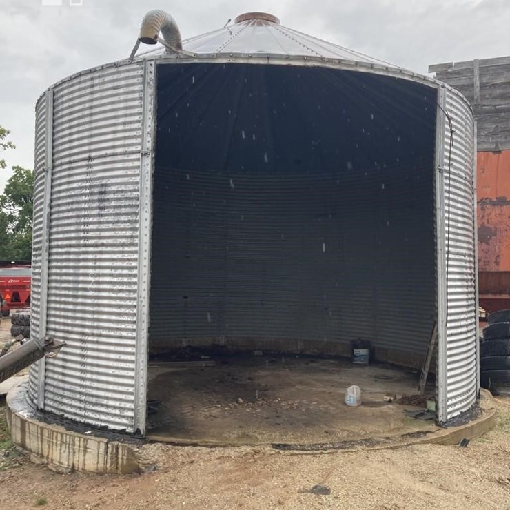 STORAGE GRAIN BIN 8115