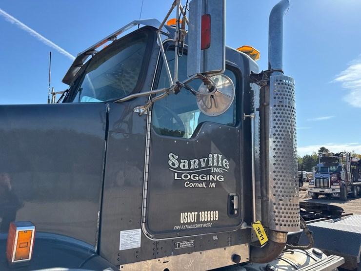 2005-kenworth-t800-image-32