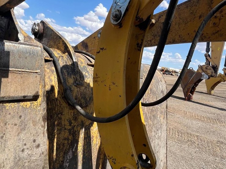 caterpillar-914m-image-15