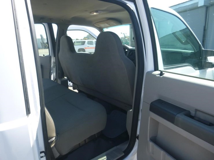2010-ford-f250-image-8