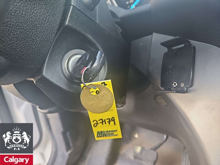 2017-ford-escape-se-image-21