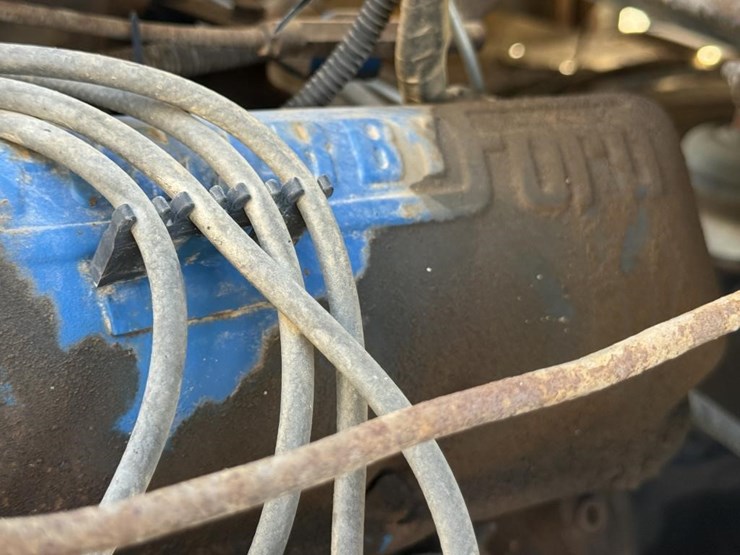 ford-f700-image-35