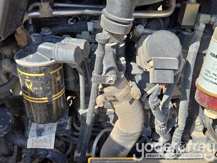 2020-komatsu-d39px-24-image-47