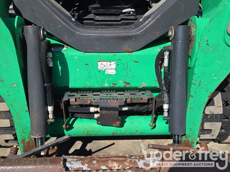 2020-bobcat-t550-image-25