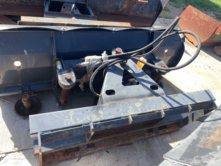 #1818-•-6'-bobcat-straight-blade-snow-plow-image-5