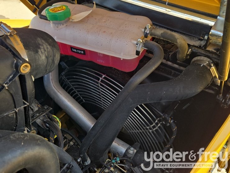 2023-caterpillar-416-image-51