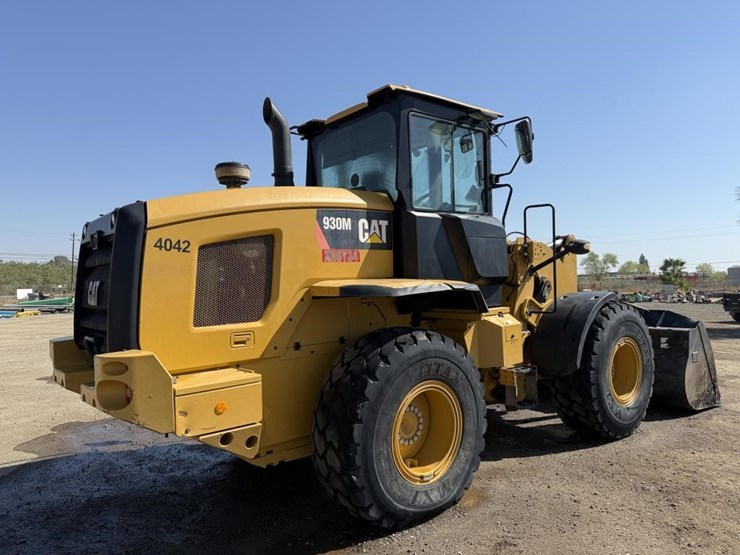 2019-caterpillar-930m-image-3