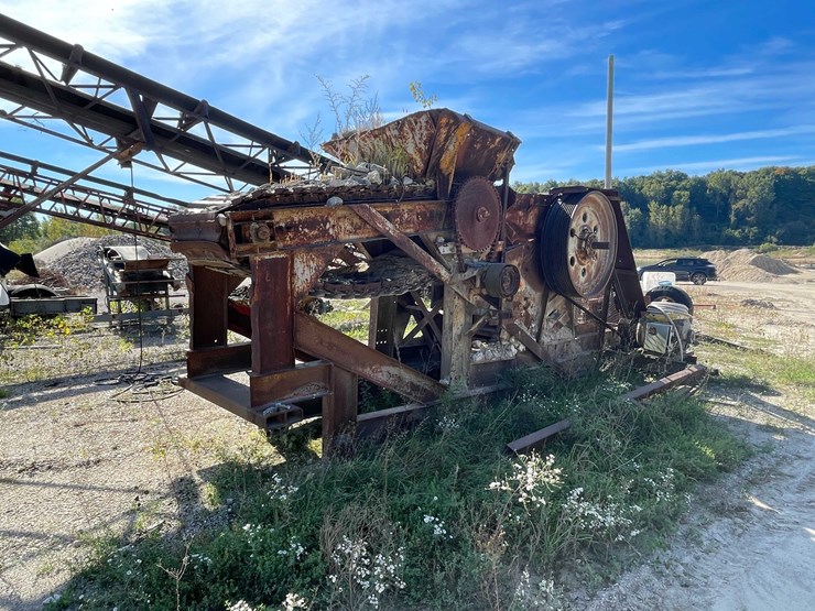 #321-•-rogers-iron-works-jaw-crusher-(west-bend,-wi)-image-1
