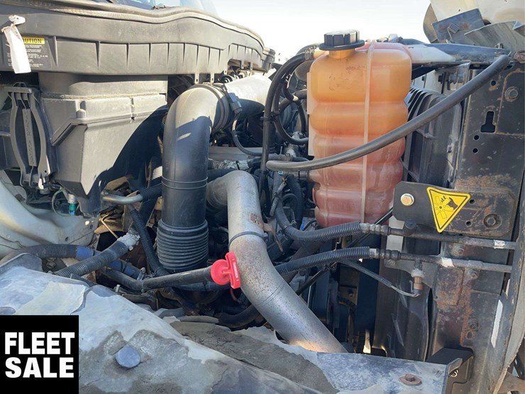 2011-international-workstar-7400-image-29